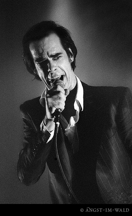 pictures of Nick Cave Live 2004–11–26
