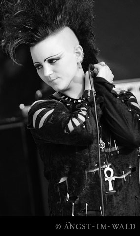 pictures of Zadera Live 2005–06–04 Leipzig Gothic Punk Festival